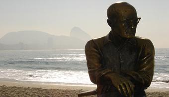 As sem razões do amor - Carlos Drummond de Andrade