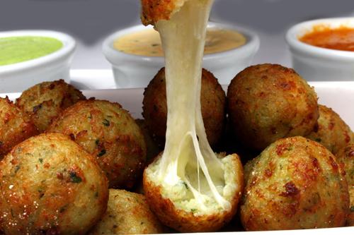 Bolinho De Arroz Com Queijo