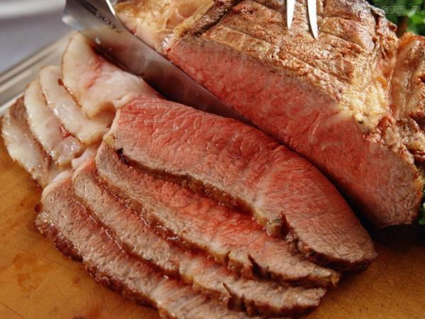 Carne mal cozida pode ocasionar a síndrome hemolítico-urêmica