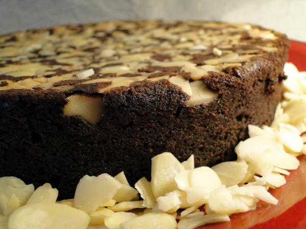 Receita de bolo de chocolate com amêndoas