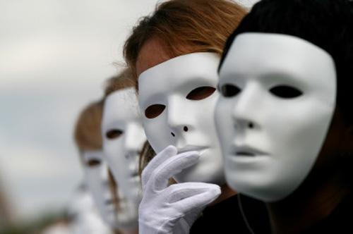 As máscaras das pessoas